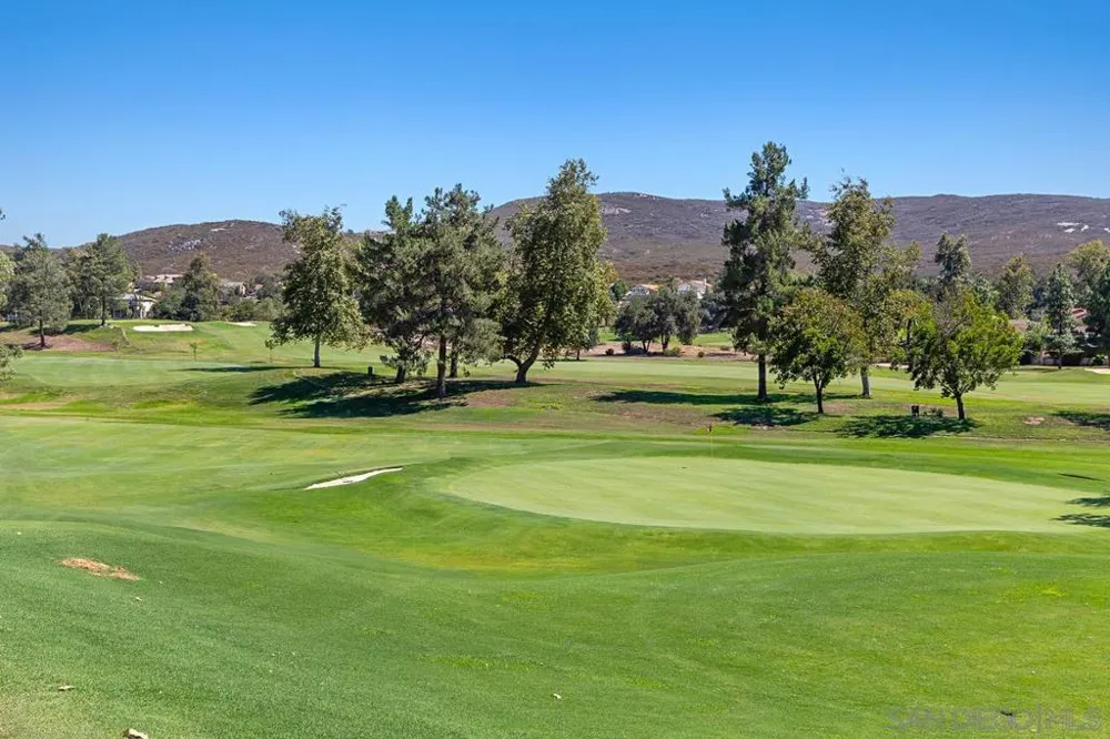 23627 Scarbery Way Ramona, CA 92065