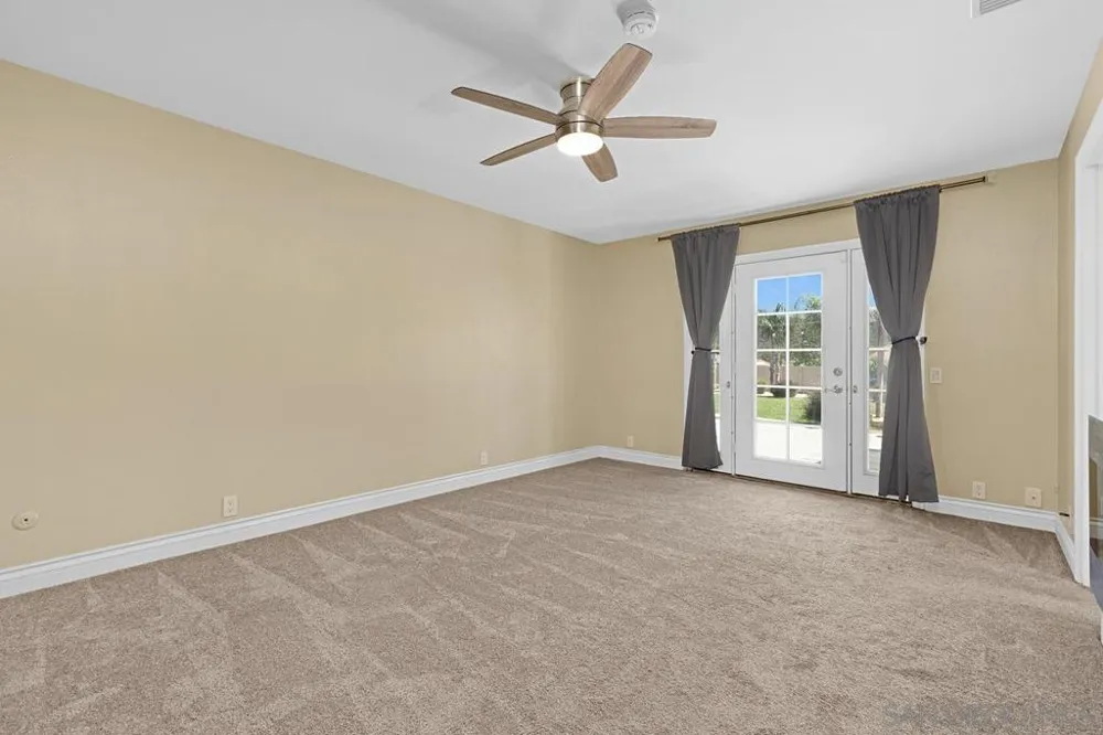 23627 Scarbery Way Ramona, CA 92065