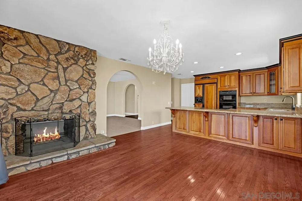 23627 Scarbery Way Ramona, CA 92065