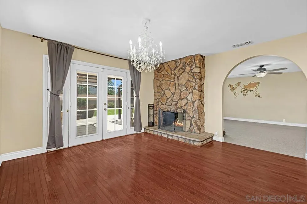 23627 Scarbery Way Ramona, CA 92065