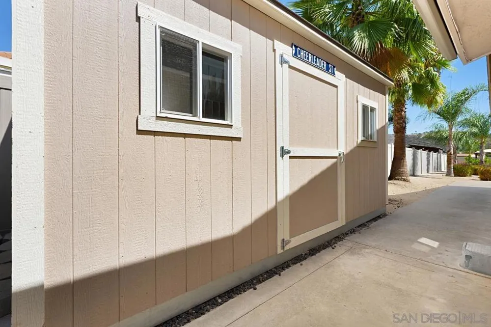 23627 Scarbery Way Ramona, CA 92065