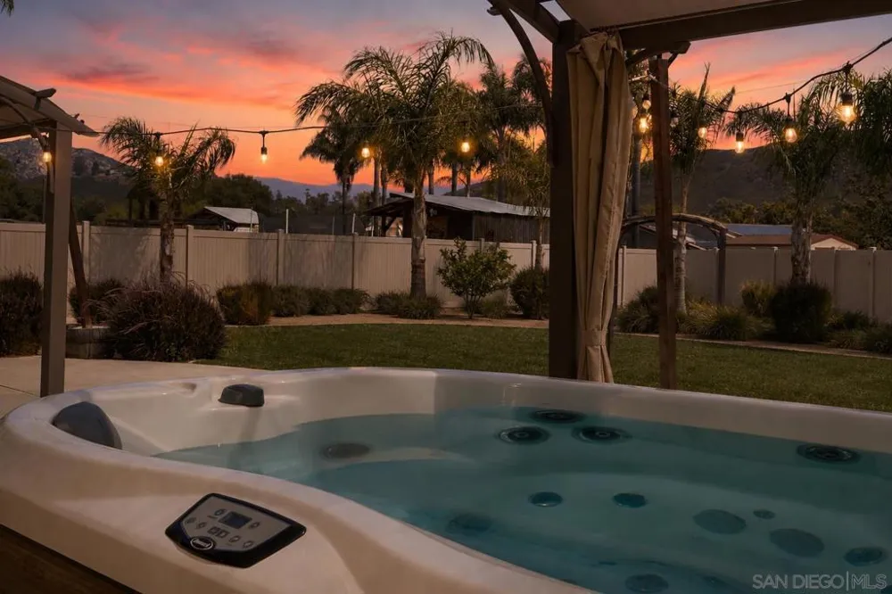 23627 Scarbery Way Ramona, CA 92065