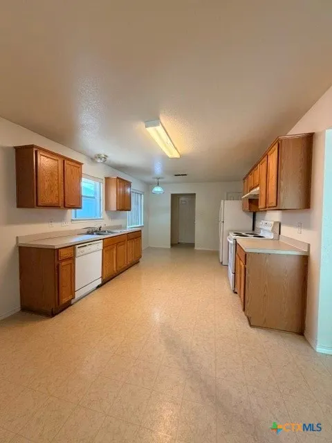 2313 Upland Bend Drive Temple, TX 76502