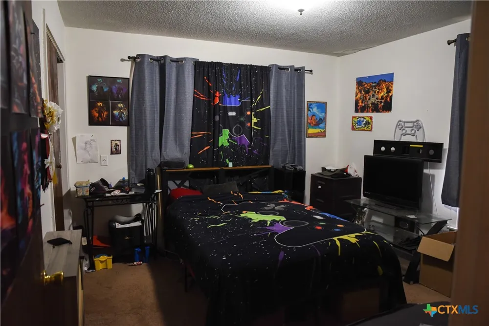3308 Avondale Street Victoria, TX 77901