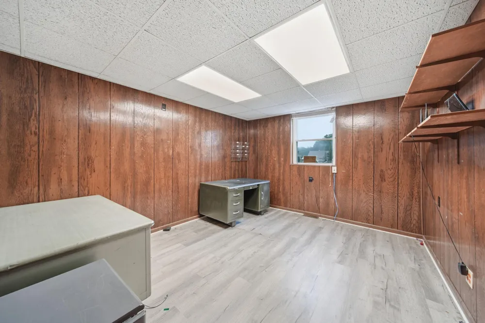 106 E Commercial Street Brooklyn, MI 49230