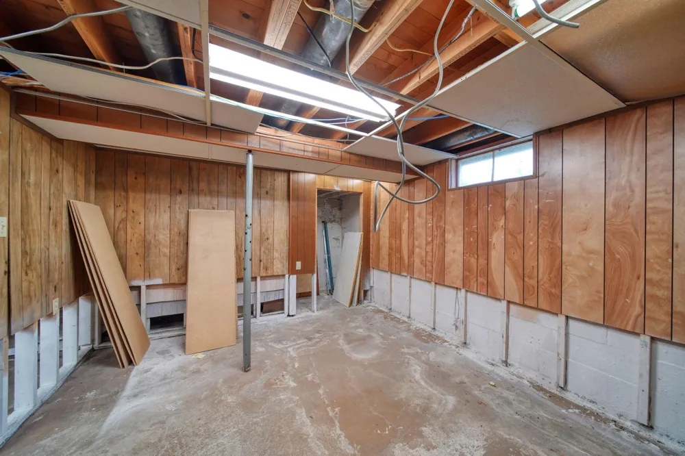 106 E Commercial Street Brooklyn, MI 49230