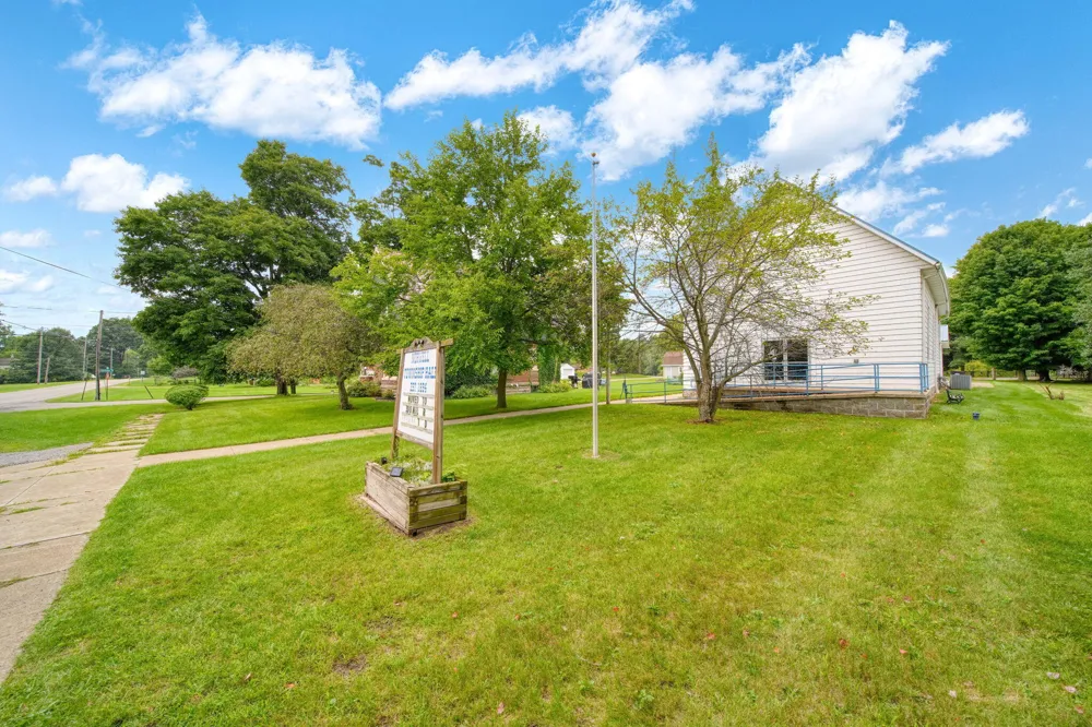 106 E Commercial Street Brooklyn, MI 49230