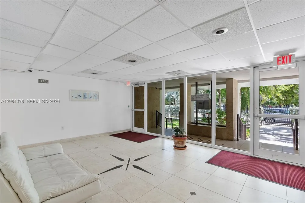 250 180th Dr #158 Sunny Isles Beach, FL 33160