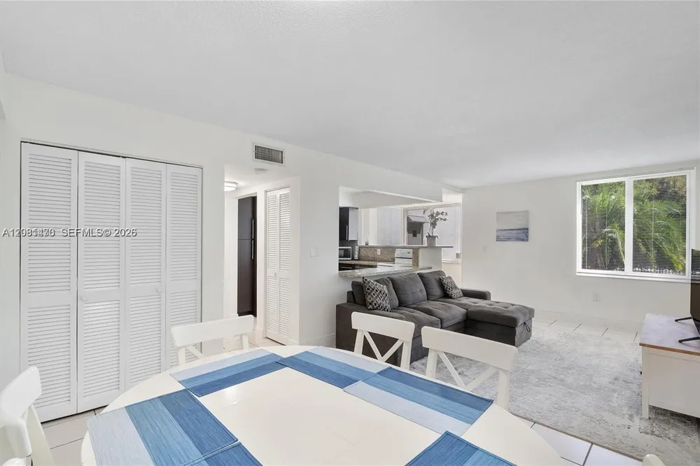 250 180th Dr #158 Sunny Isles Beach, FL 33160