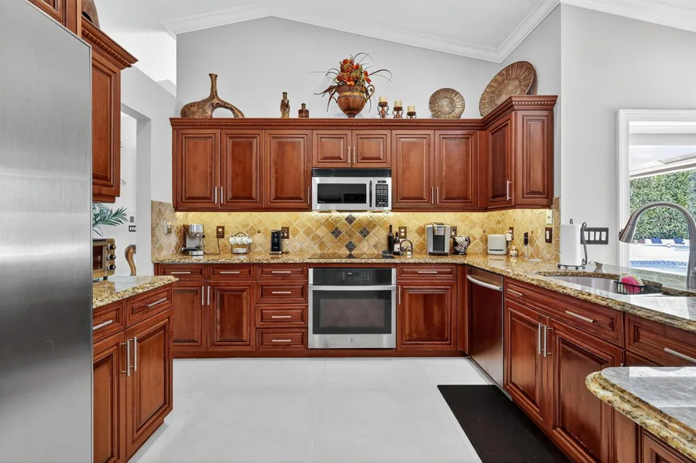 1880 GRANTHAM COURT Wellington, FL 33414