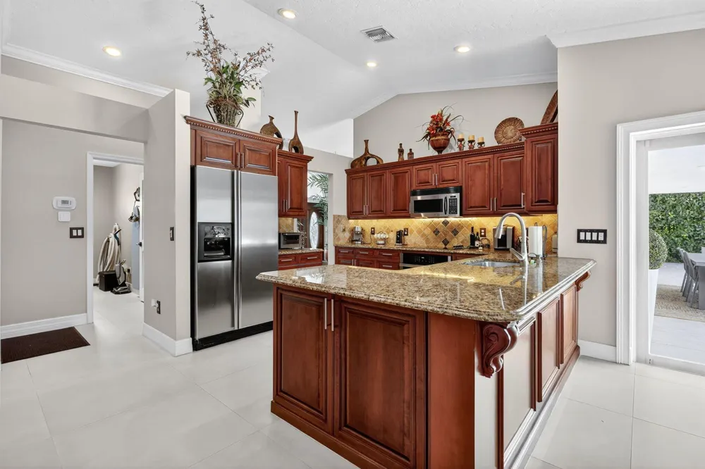 1880 GRANTHAM COURT Wellington, FL 33414
