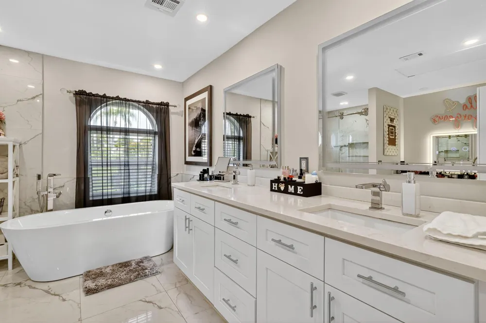 1880 GRANTHAM COURT Wellington, FL 33414