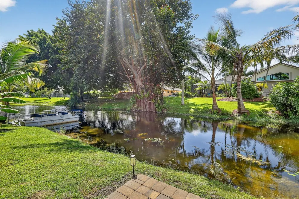 1880 GRANTHAM COURT Wellington, FL 33414