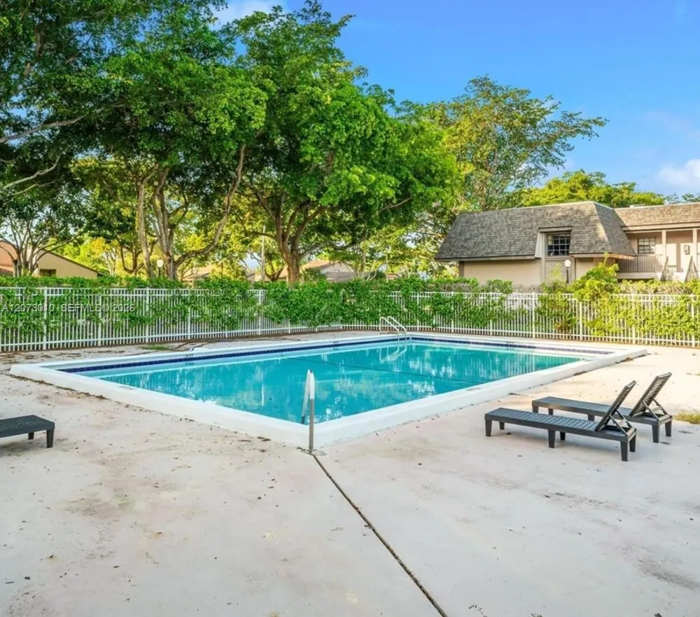 3529 NW 94th Ave #5B Sunrise, FL 33351