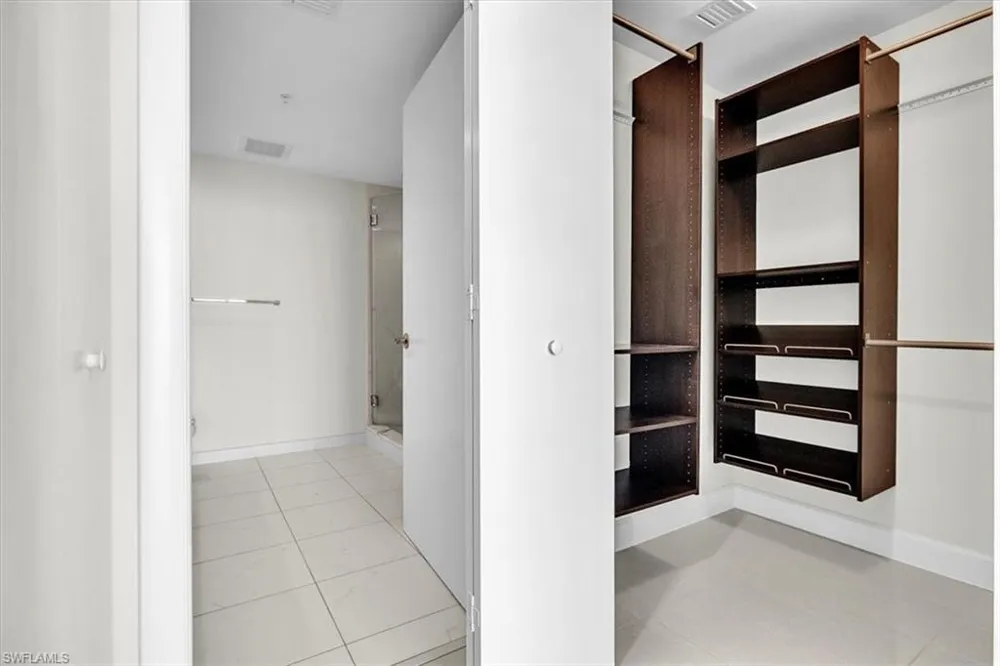 3000 Oasis Grand Boulevard #2802 Fort Myers, FL 33916