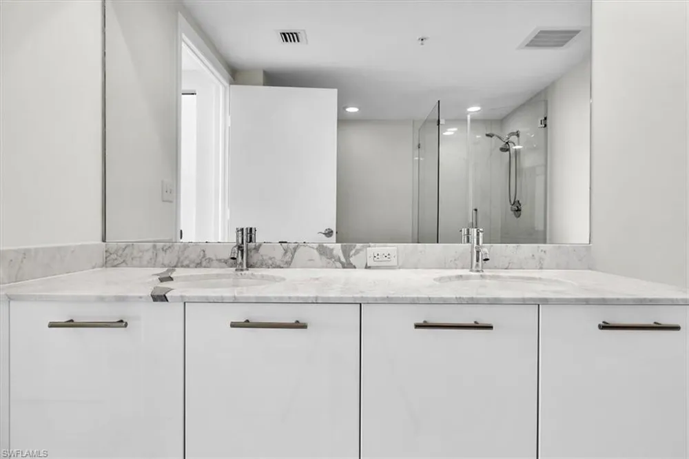 3000 Oasis Grand Boulevard #2802 Fort Myers, FL 33916