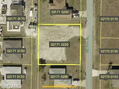2104 NE 8th Place Cape Coral, FL 33909