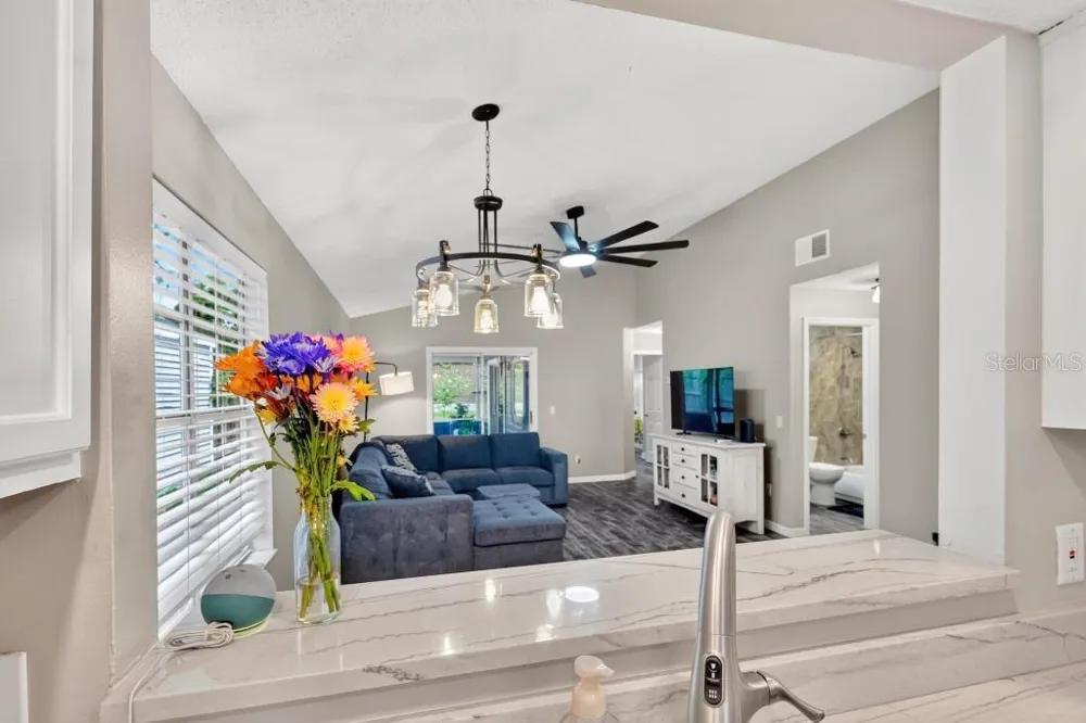 105 NEWPORT SQUARE Sanford, FL 32771