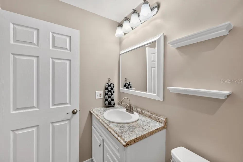 105 NEWPORT SQUARE Sanford, FL 32771