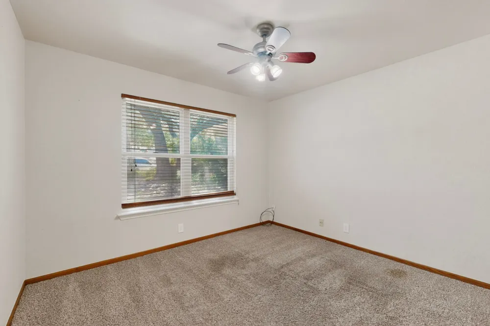 9202 Amberwood Cove Austin, TX 78759