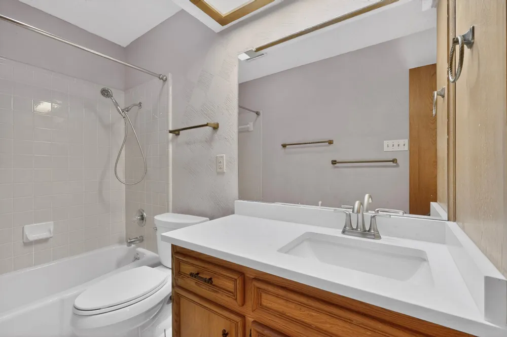 9202 Amberwood Cove Austin, TX 78759