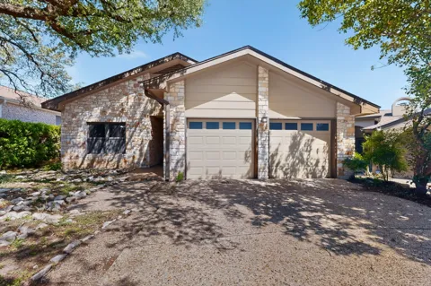 9202 Amberwood Cove