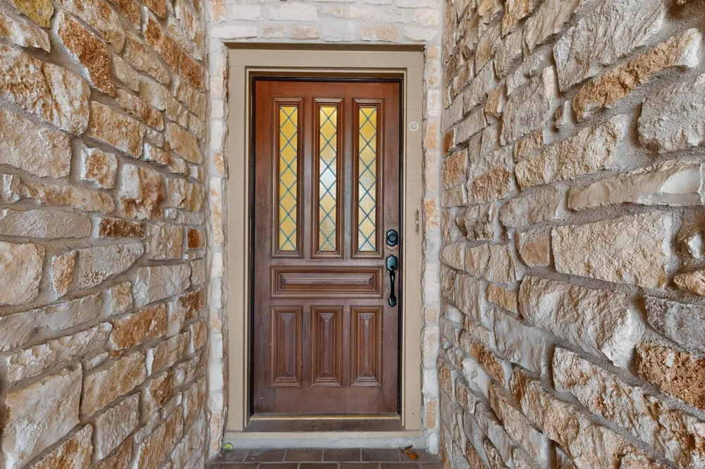 9202 Amberwood Cove Austin, TX 78759