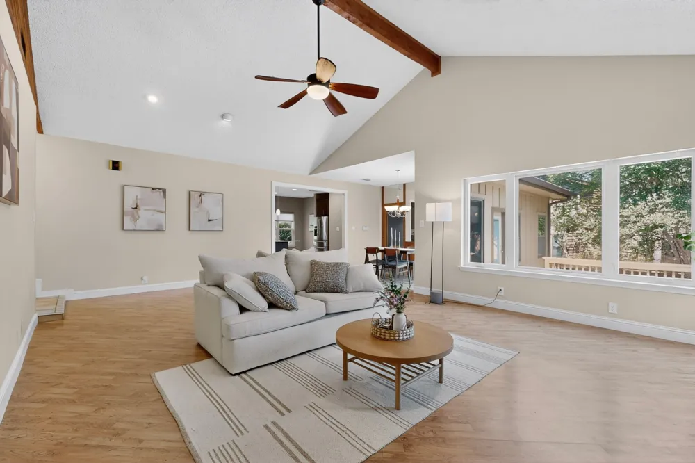 9202 Amberwood Cove Austin, TX 78759