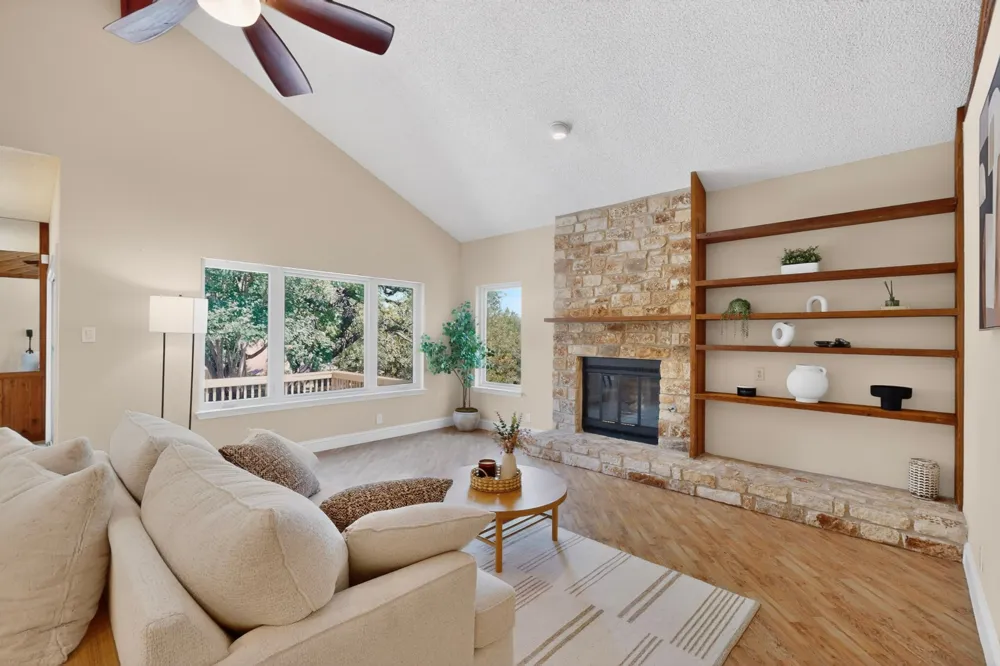 9202 Amberwood Cove Austin, TX 78759