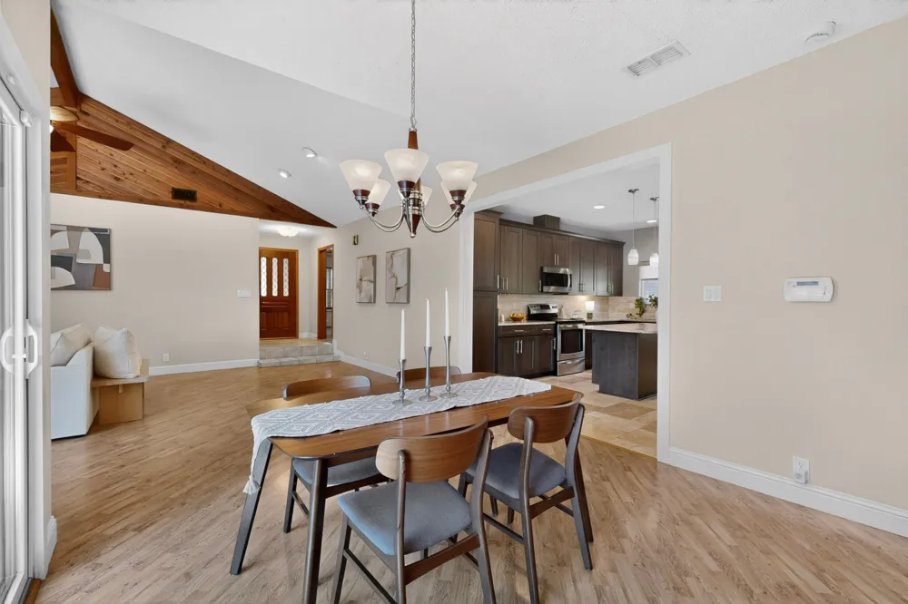 9202 Amberwood Cove Austin, TX 78759