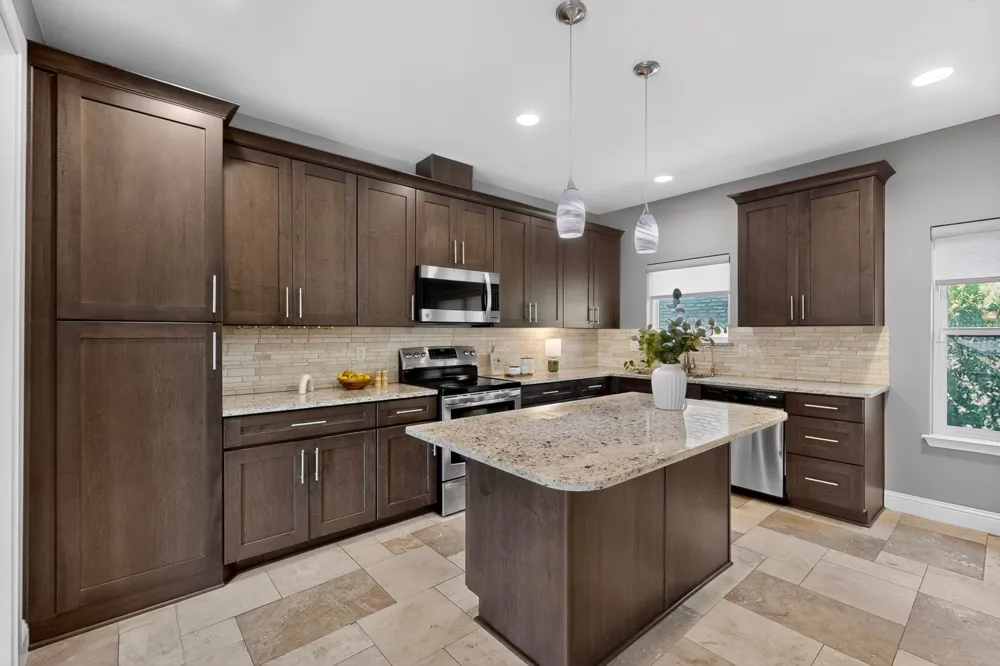 9202 Amberwood Cove Austin, TX 78759