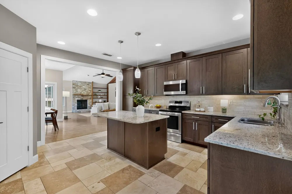 9202 Amberwood Cove Austin, TX 78759