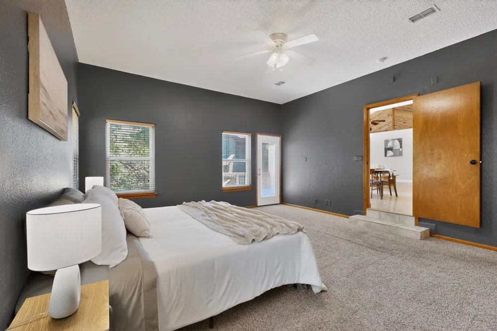 9202 Amberwood Cove Austin, TX 78759