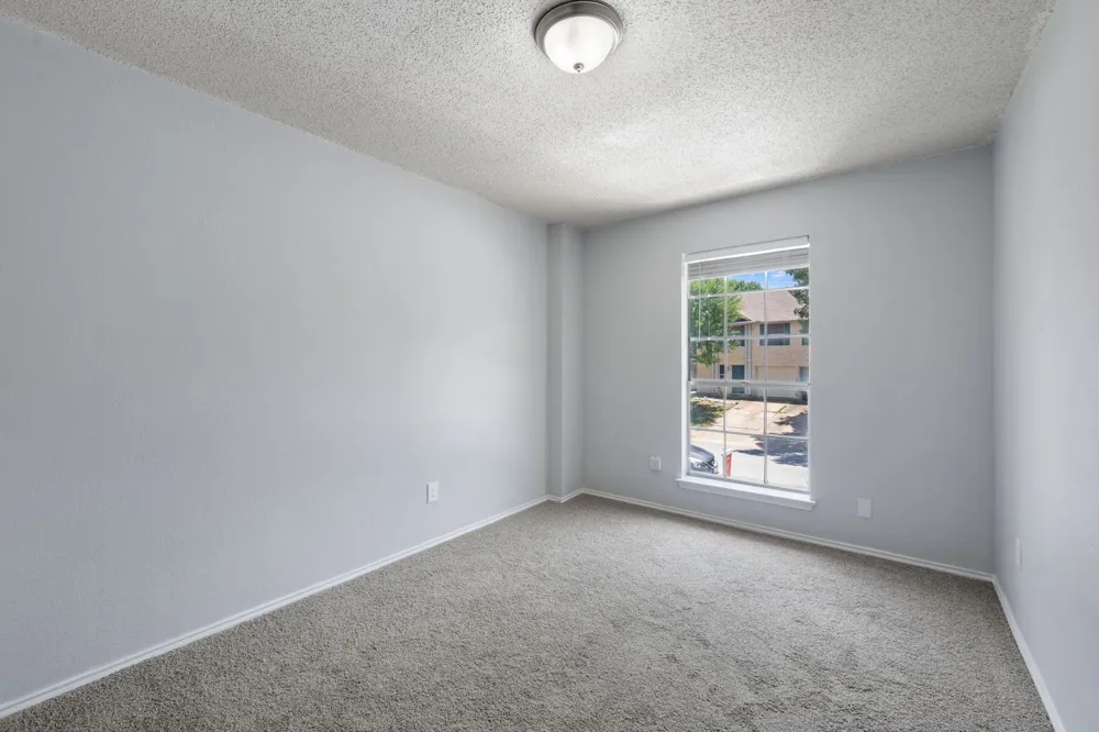 13812 Lothian Drive Pflugerville, TX 78660