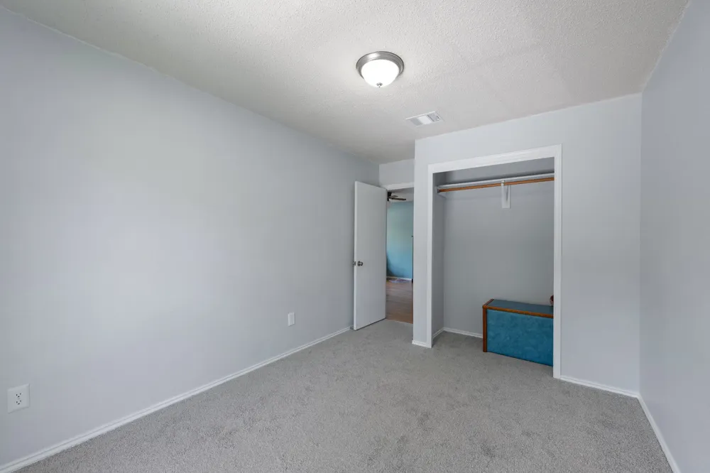 13812 Lothian Drive Pflugerville, TX 78660
