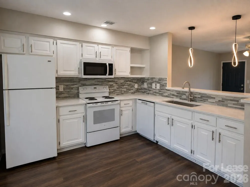 7718 Linda Lake Drive Charlotte, NC 28215