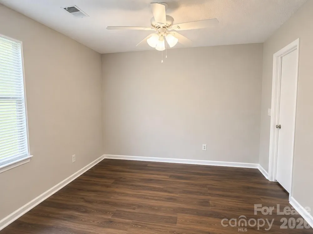 7718 Linda Lake Drive Charlotte, NC 28215