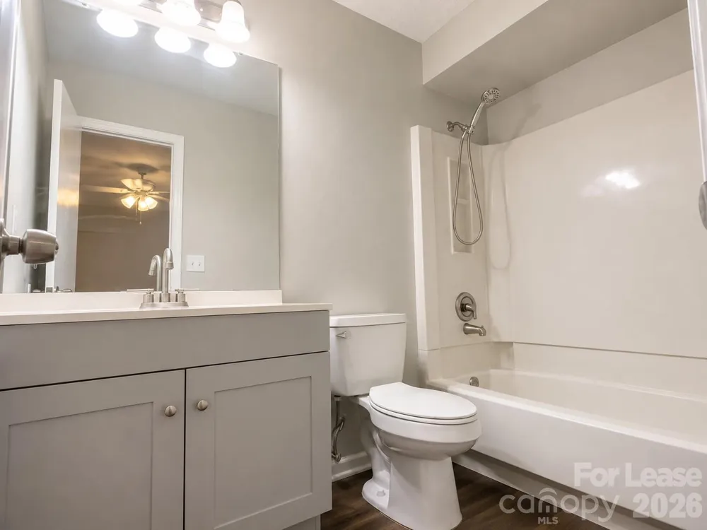 7718 Linda Lake Drive Charlotte, NC 28215