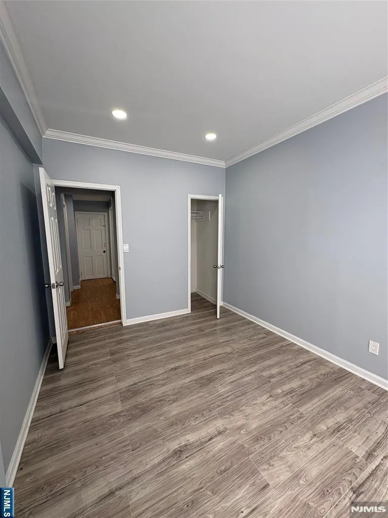 52 Lafayette Ave 1 Passaic, NJ 07055
