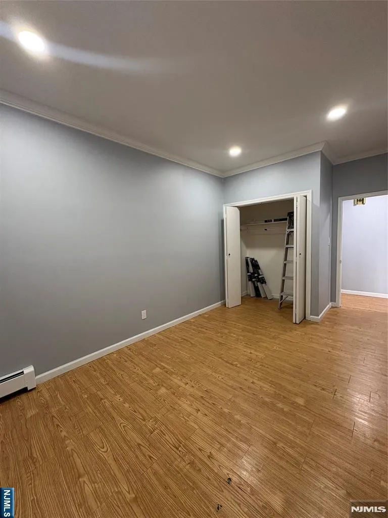52 Lafayette Ave 1 Passaic, NJ 07055