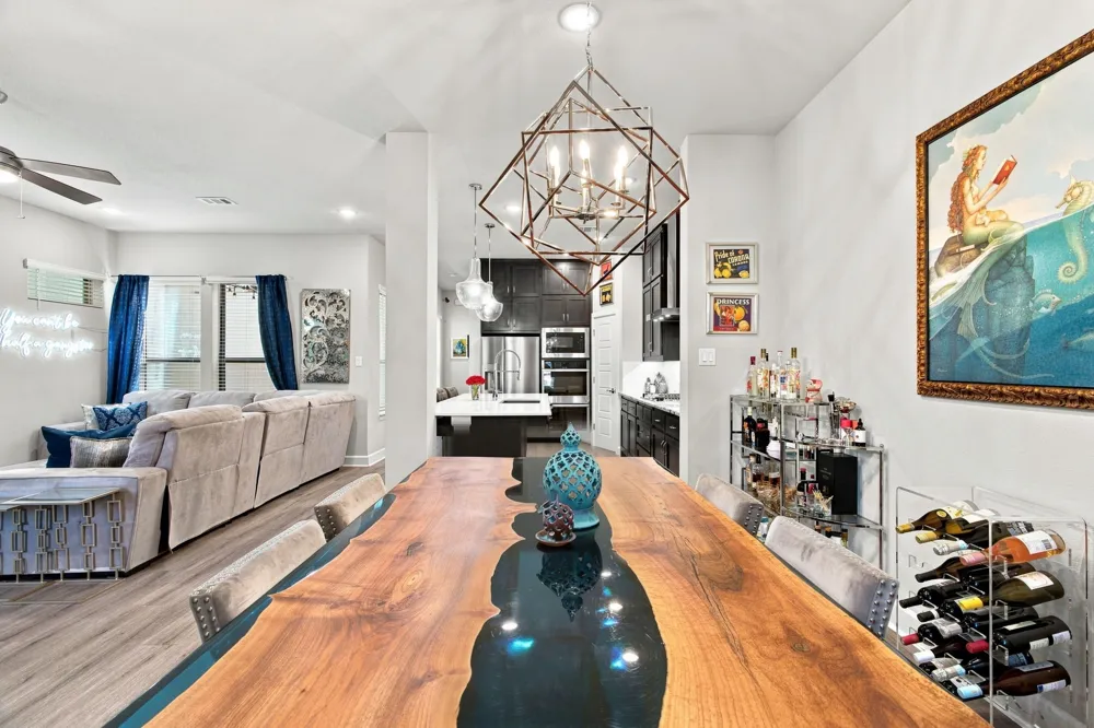 616 Aspen Valley Lane Dallas, TX 75208