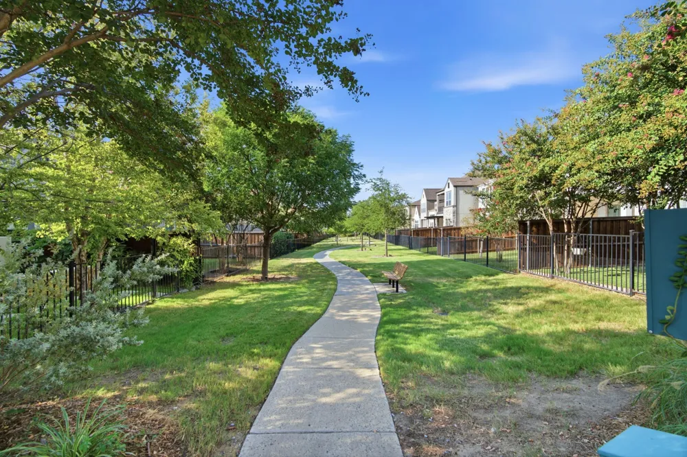 616 Aspen Valley Lane Dallas, TX 75208