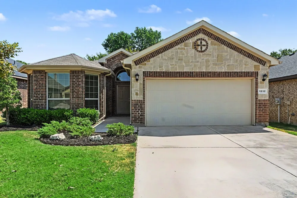 1232 Scott Drive Weatherford, TX 76087