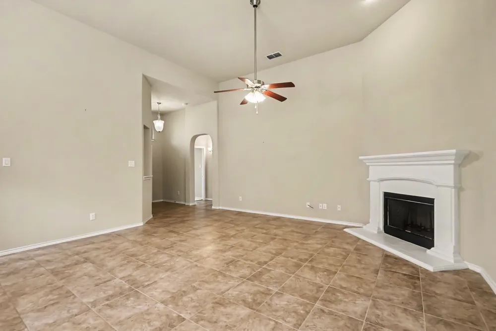 1232 Scott Drive Weatherford, TX 76087