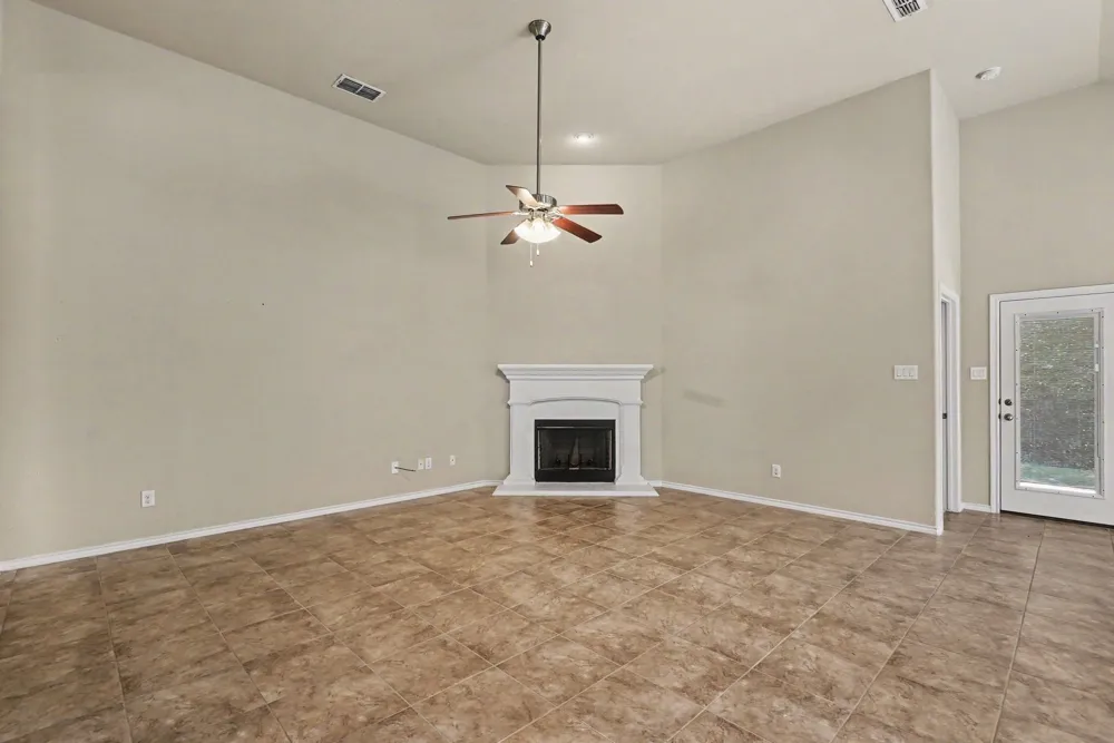 1232 Scott Drive Weatherford, TX 76087