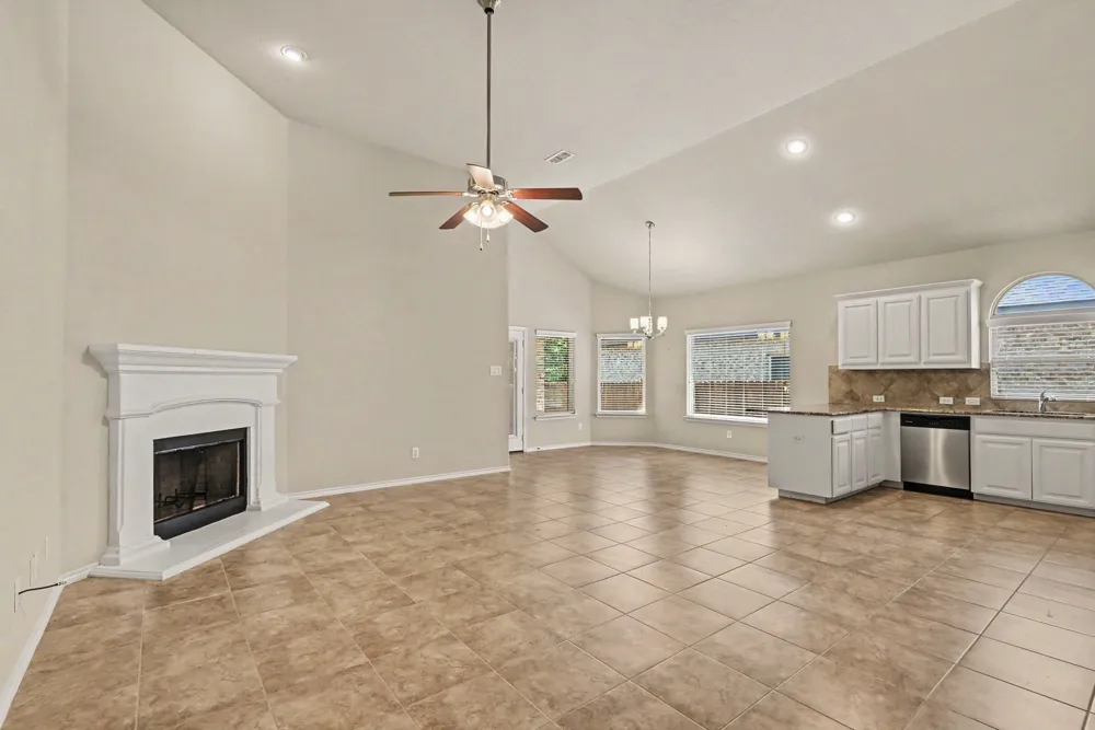 1232 Scott Drive Weatherford, TX 76087