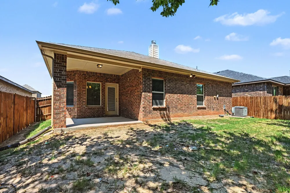 1232 Scott Drive Weatherford, TX 76087