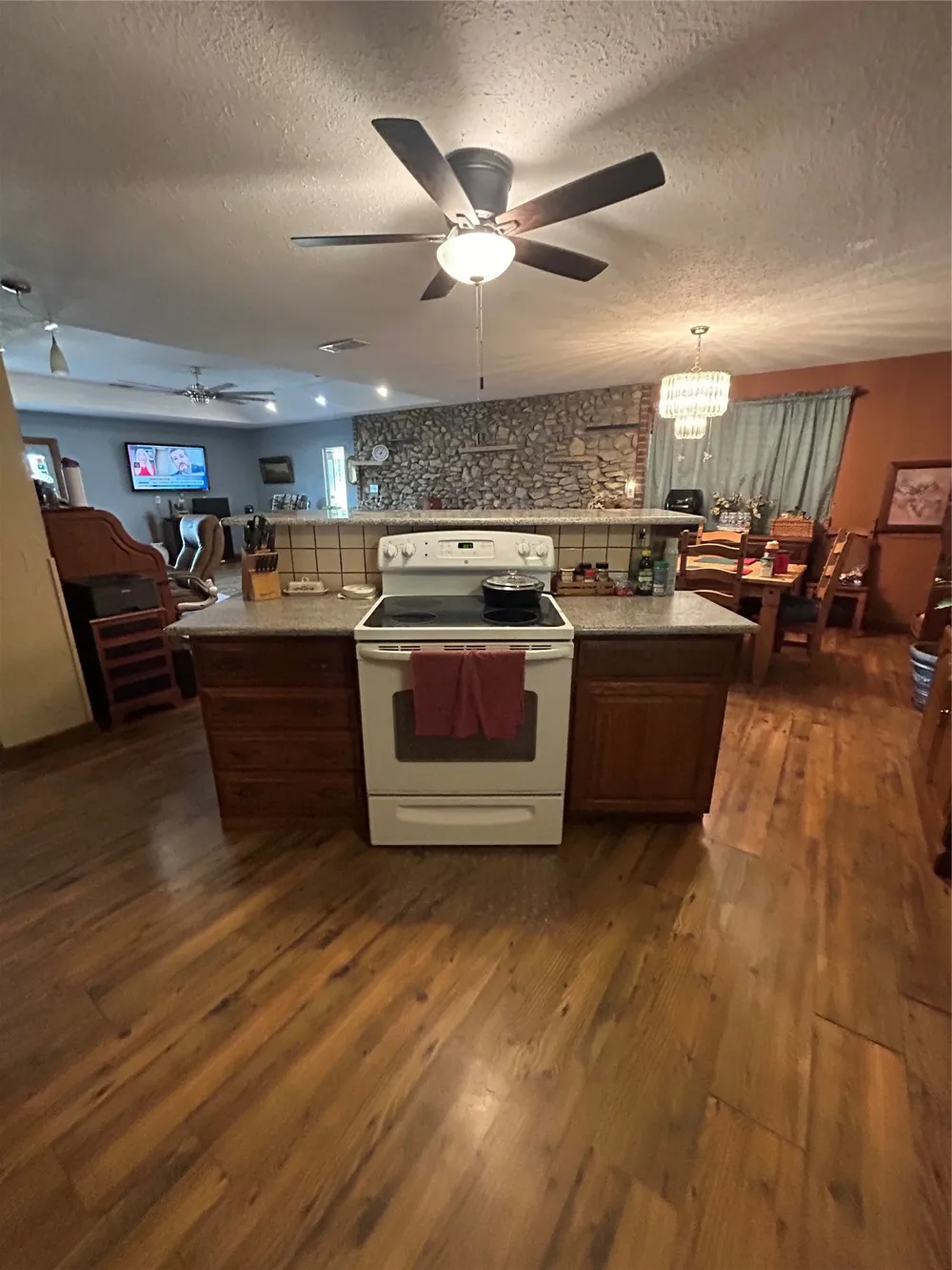 3500 County Road 3230 Hubbard, TX 76648