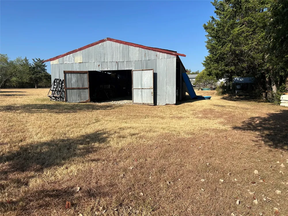 3500 County Road 3230 Hubbard, TX 76648