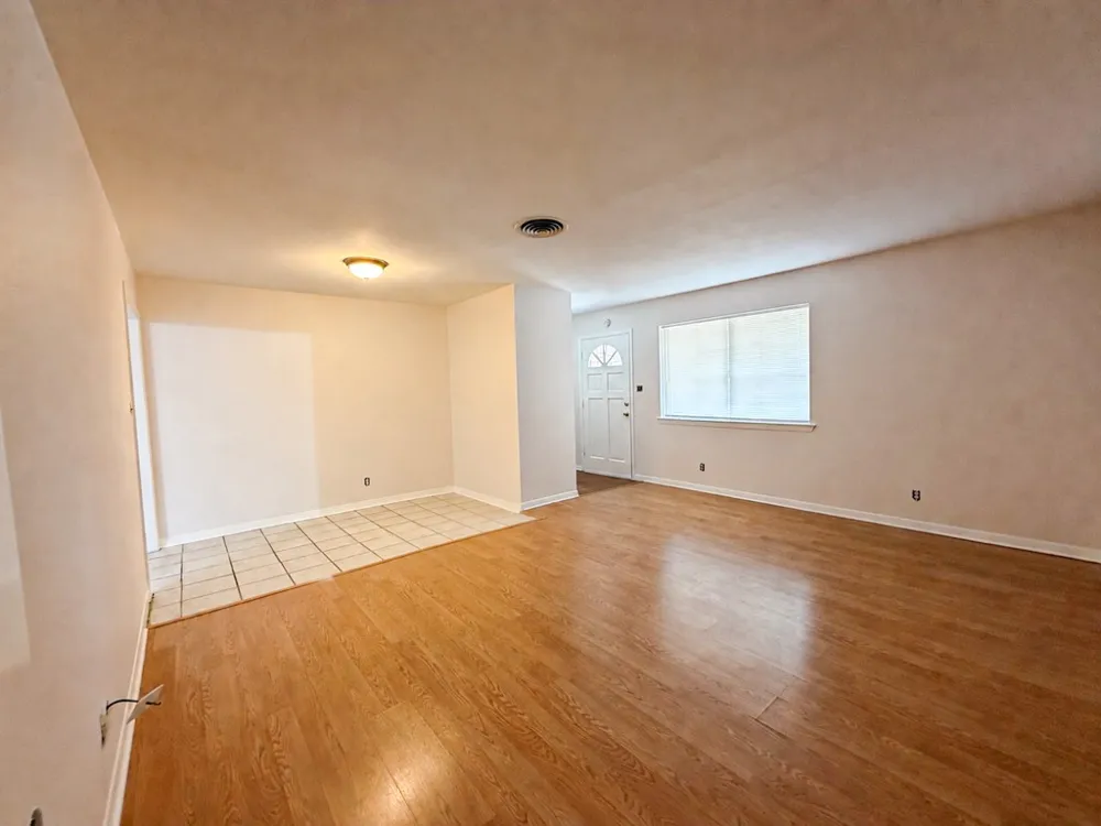 5720 Walla Avenue Fort Worth, TX 76133